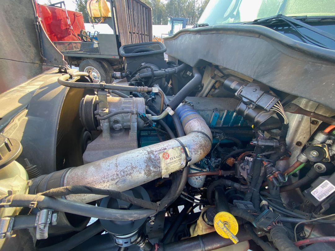 2002 INTERNATIONAL 4300 - Image 17